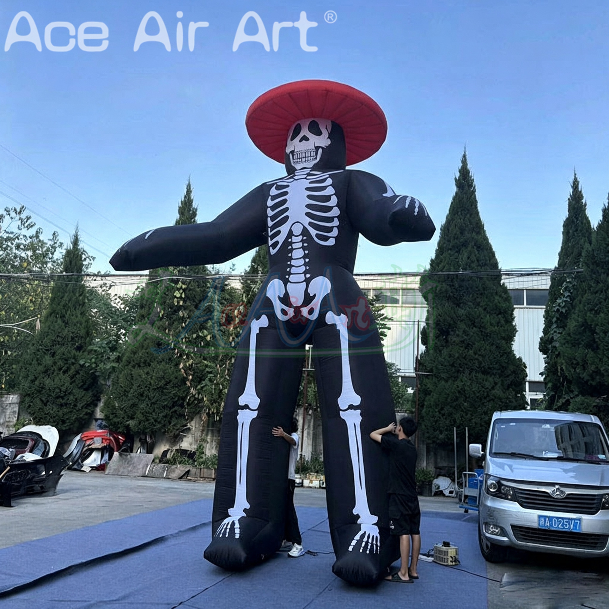 Giant Inflatable Skeleton Skull Decor for Halloween Party Haunted House Decoration