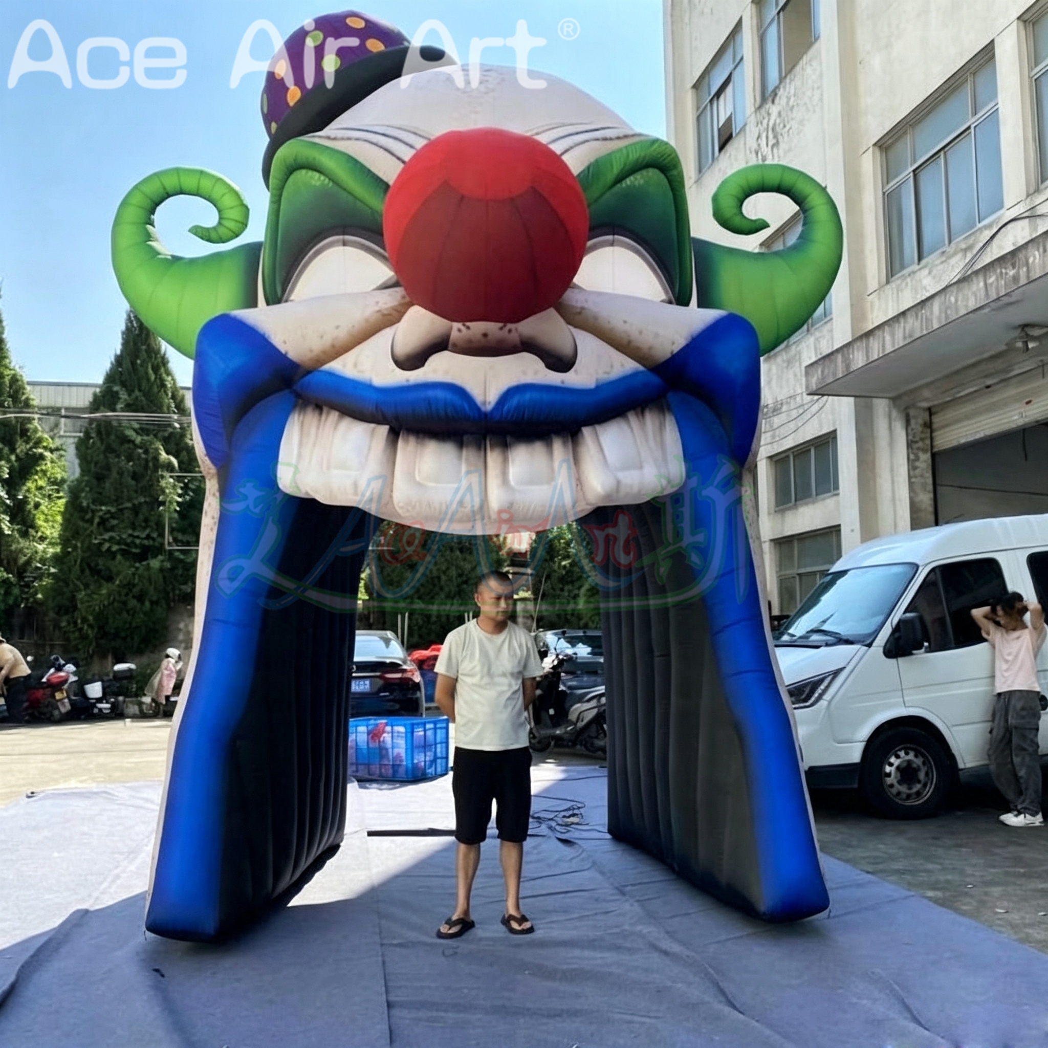 Giant Inflatable Evil Clown Head Entrance Tunnel Archway for Halloween Horror Party Circus Advertising Display
