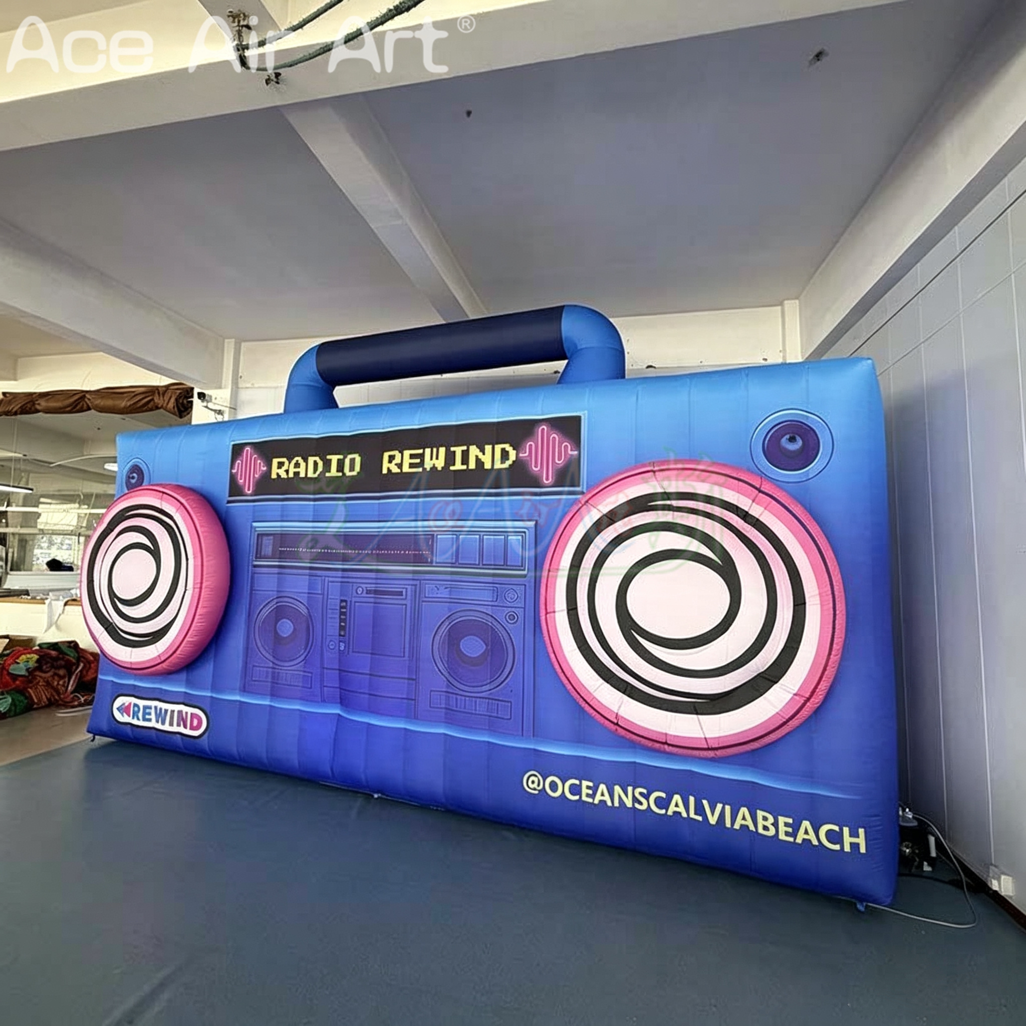 Giant Inflatable Boombox Radio Model Vintage 80s 90s Theme Replica for Music Festival and Stage Decor